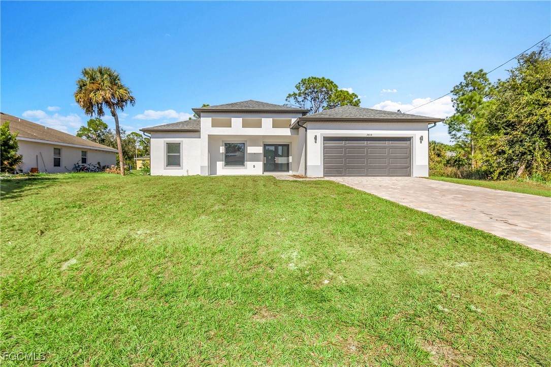 2810 44th Street - Photo 1