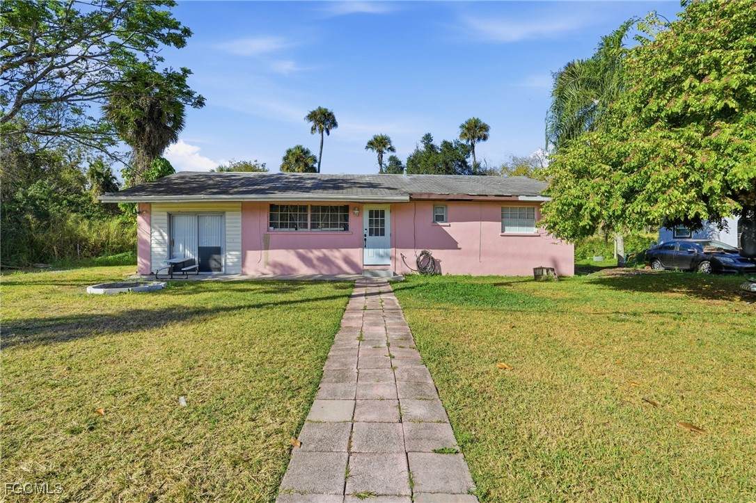 829 Bridge St Street - Photo 1