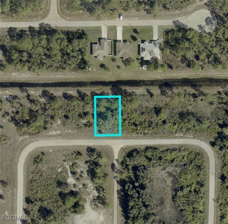 1053 Dearborn Street - Photo 1
