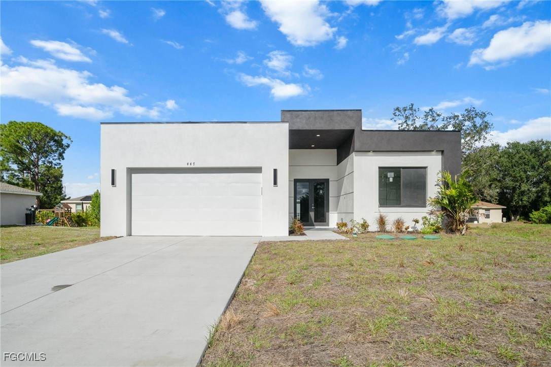 447 Redwing Street - Photo 1