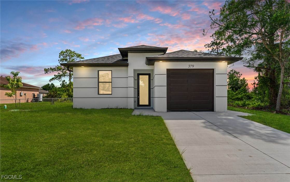 379 Selkirk Avenue - Photo 1