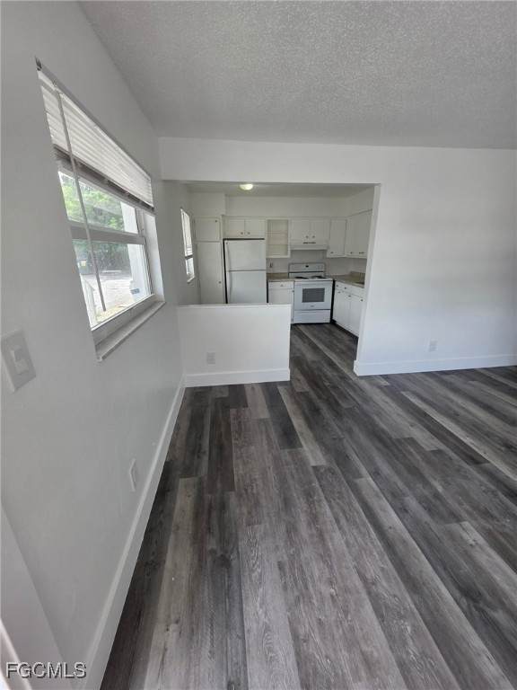 2708 Broadway - Photo 1
