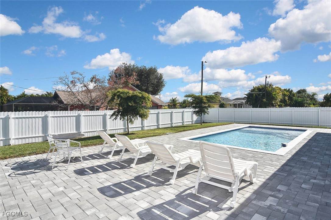 207 2nd Avenue - Photo 1