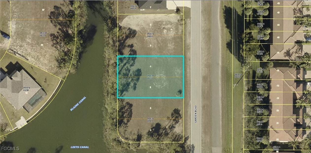 3332 Garden Boulevard - Photo 1