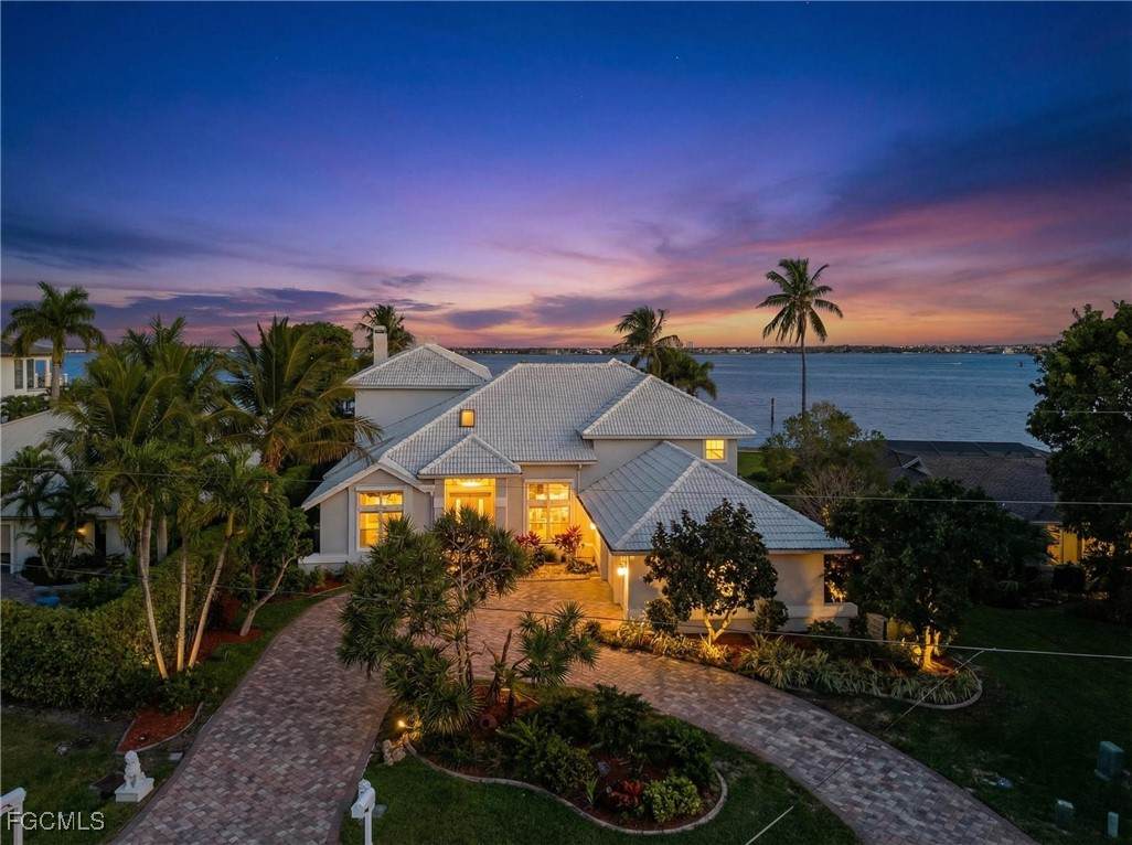 5345 Nautilus Drive - Photo 1