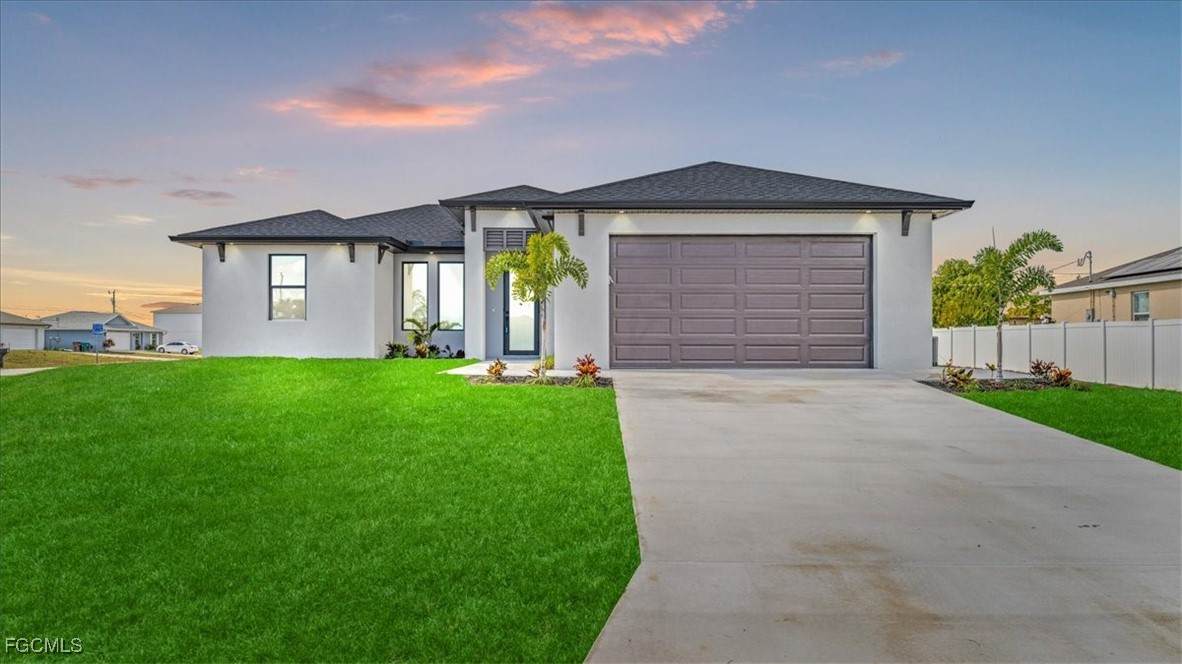 1612 6th Place - Photo 1