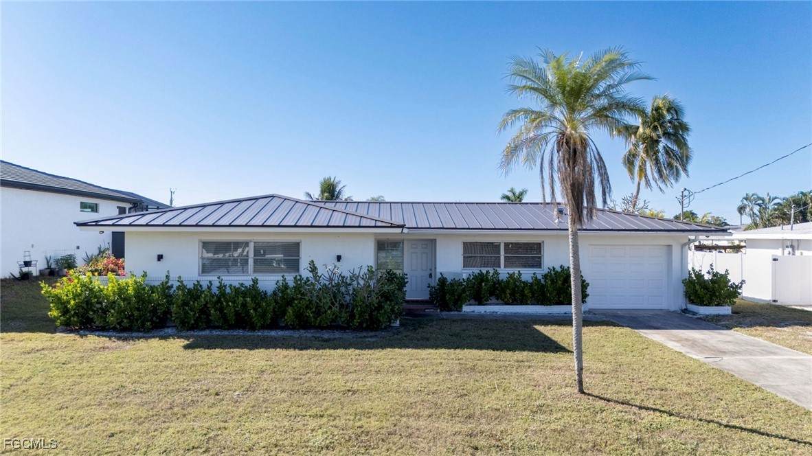 5256 Willow Court - Photo 1