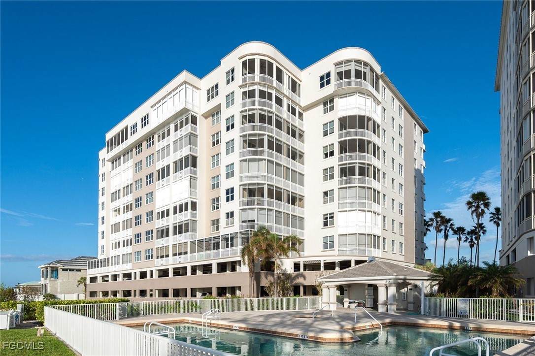 14200 Royal Harbour Court - Photo 1