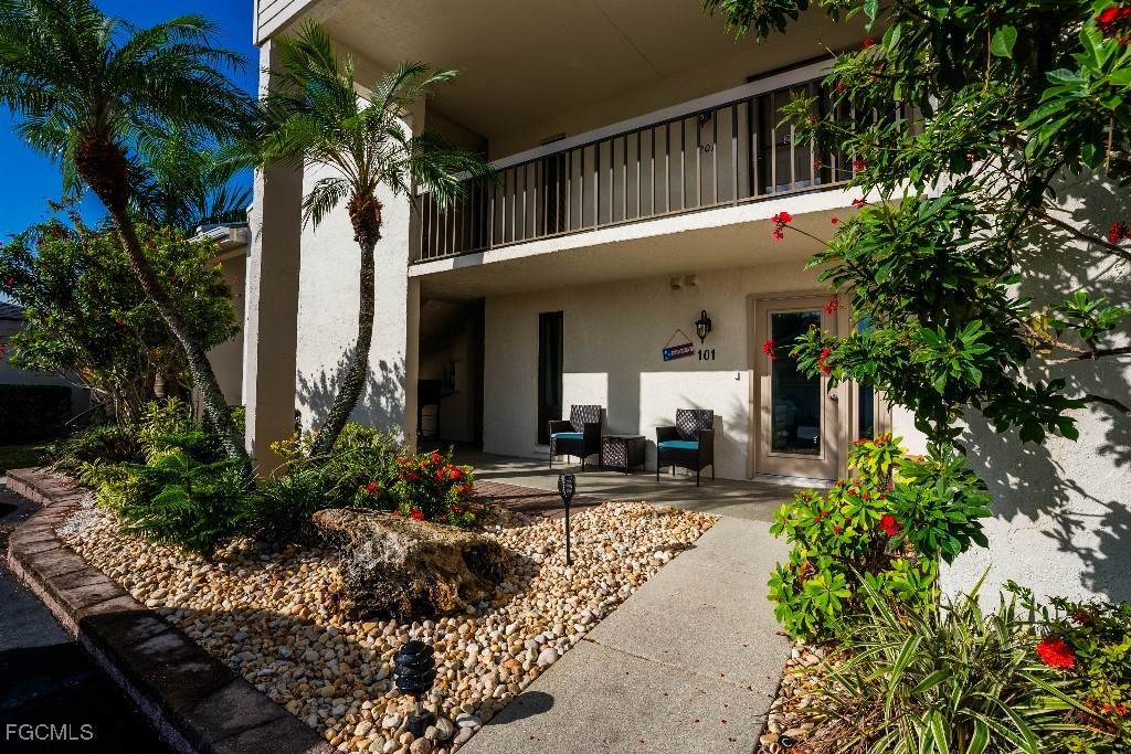 16606 Waters Edge Court - Photo 1