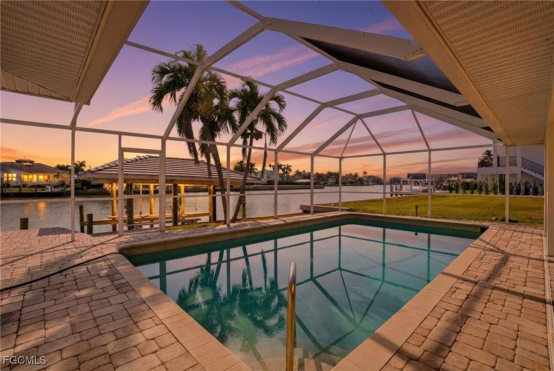 380 Conners Avenue - Photo 1