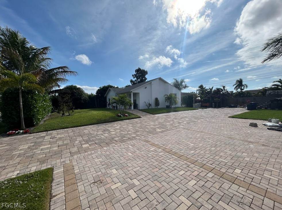 18464 Iris Road - Photo 1