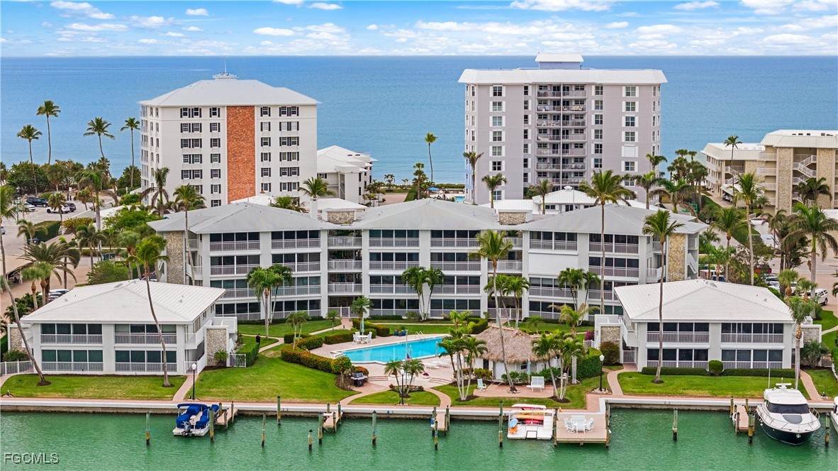 2800 Gulf Shore Boulevard - Photo 1