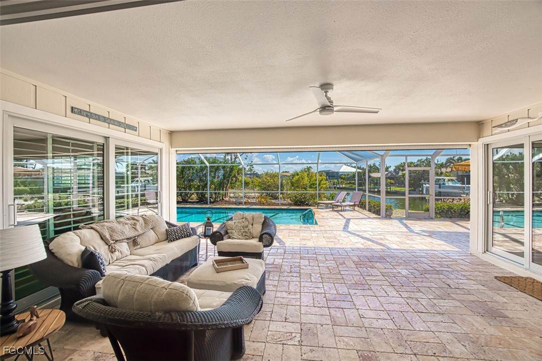 1006 Lindgren Boulevard - Photo 1