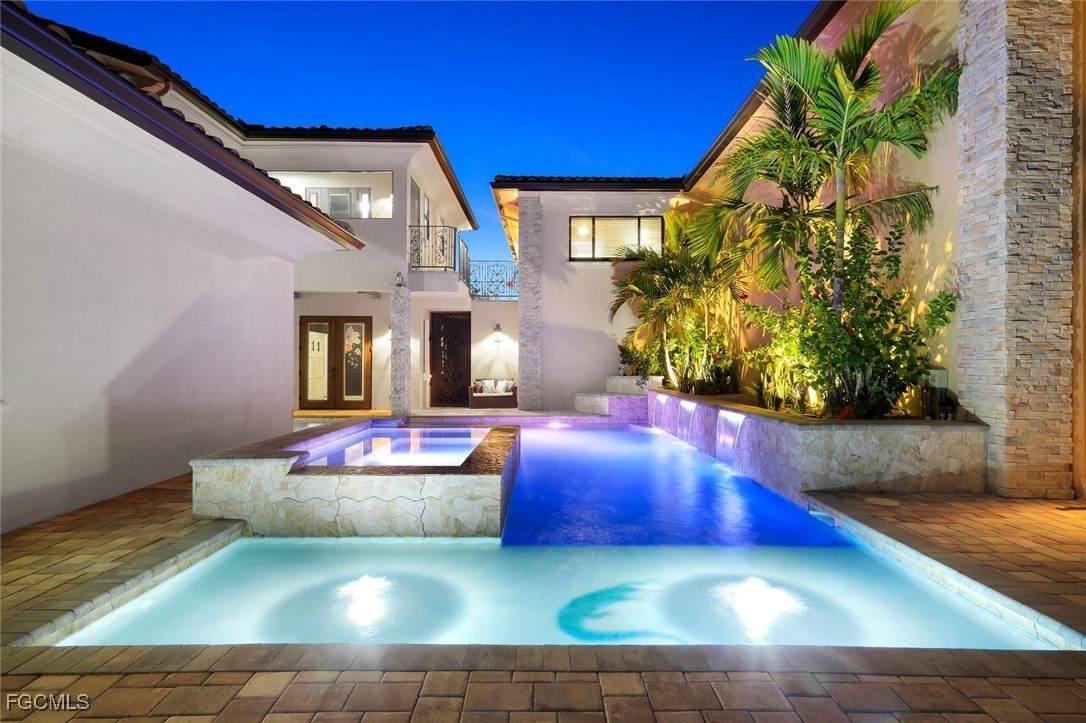 2709 41st Avenue - Photo 1