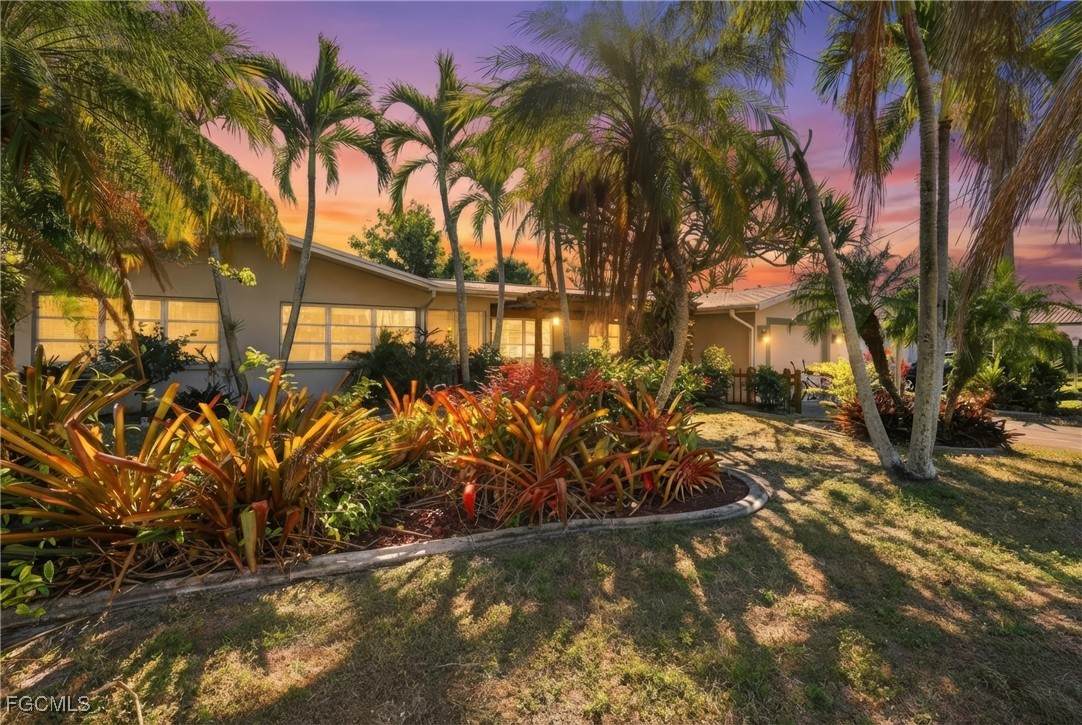 1432 Windsor Court - Photo 1