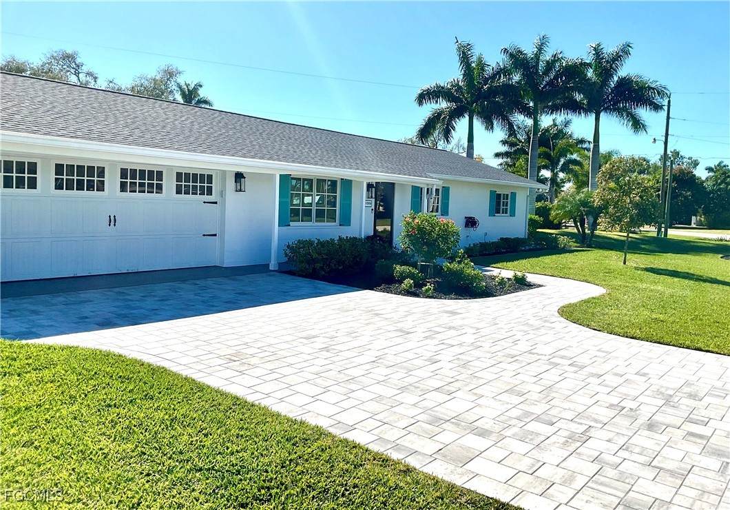 1086 Town And River Drive - Photo 1