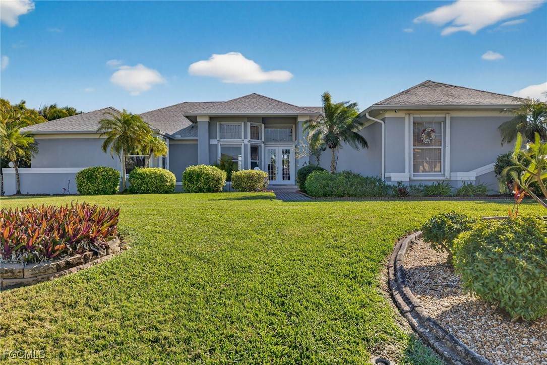 3815 Surfside Boulevard - Photo 1