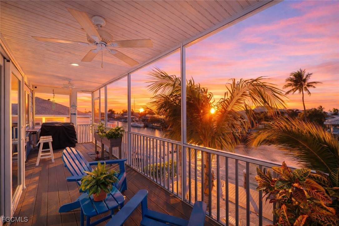 2391 Oleander Street - Photo 1