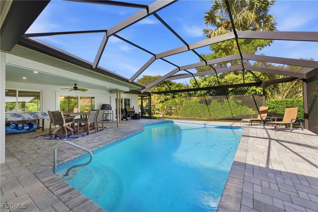 6807 Azalea Lane - Photo 1
