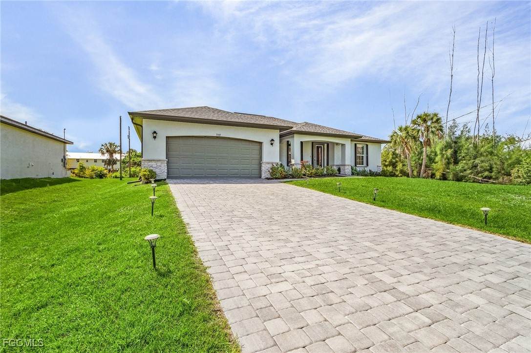 3505 Mango Street - Photo 1