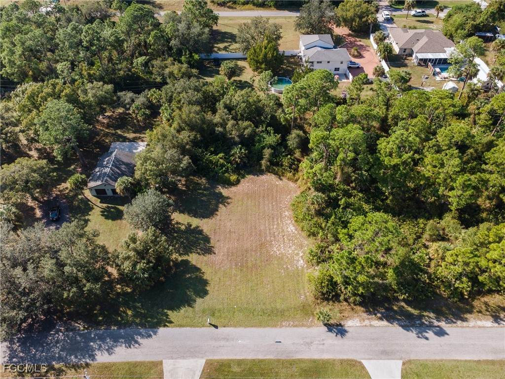 615 Henry Avenue - Photo 1