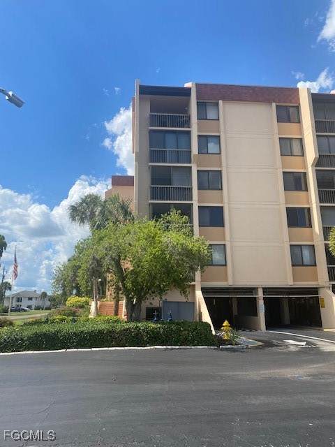 3006 Caring Way - Photo 1
