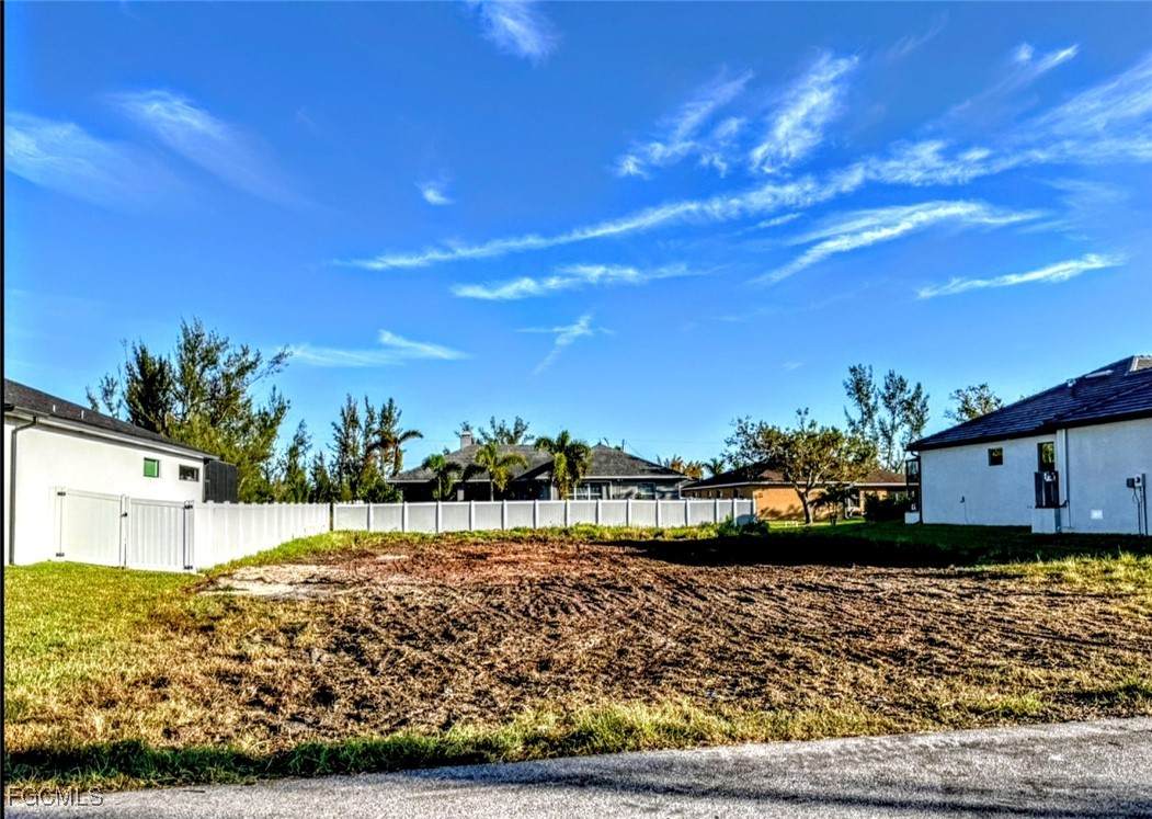3801 3rd Terrace - Photo 1