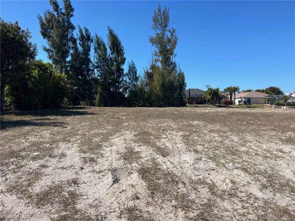 3748 11th Place - Photo 1