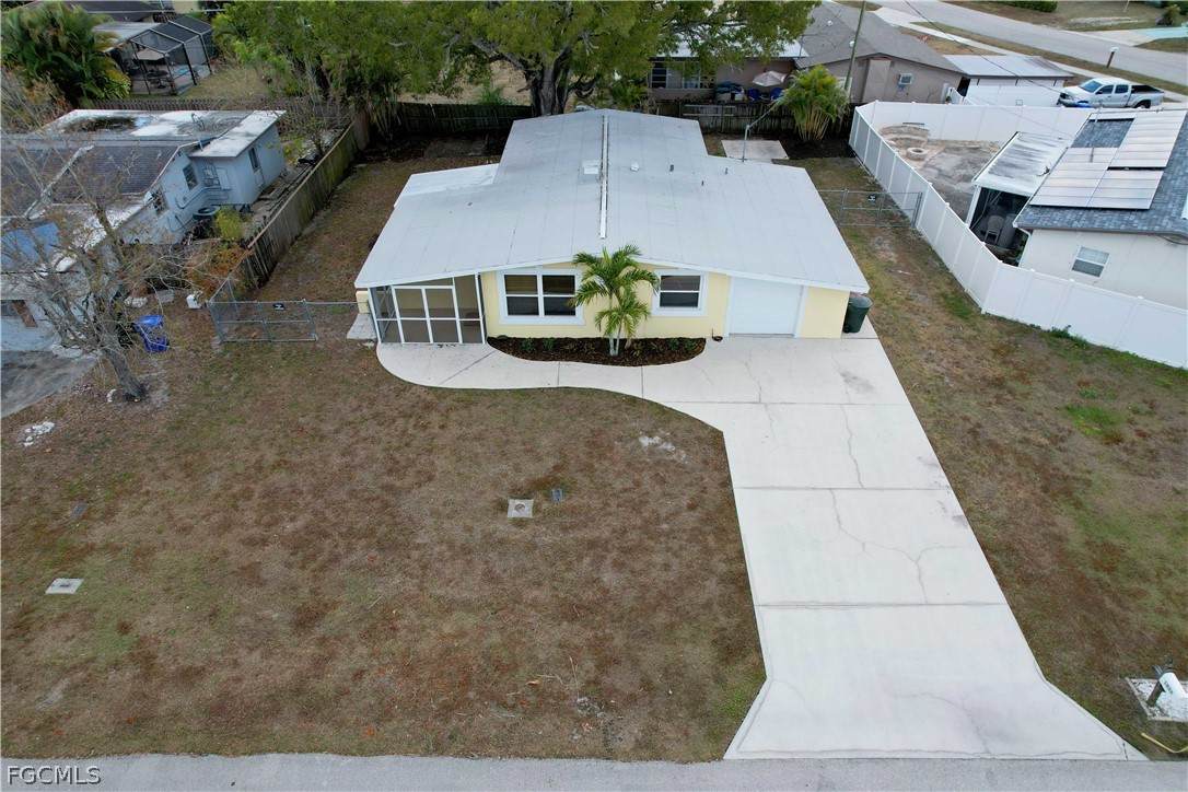 1816 Paul Street - Photo 1
