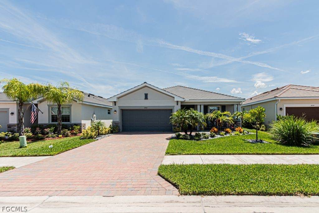 3943 Hampton Circle - Photo 1