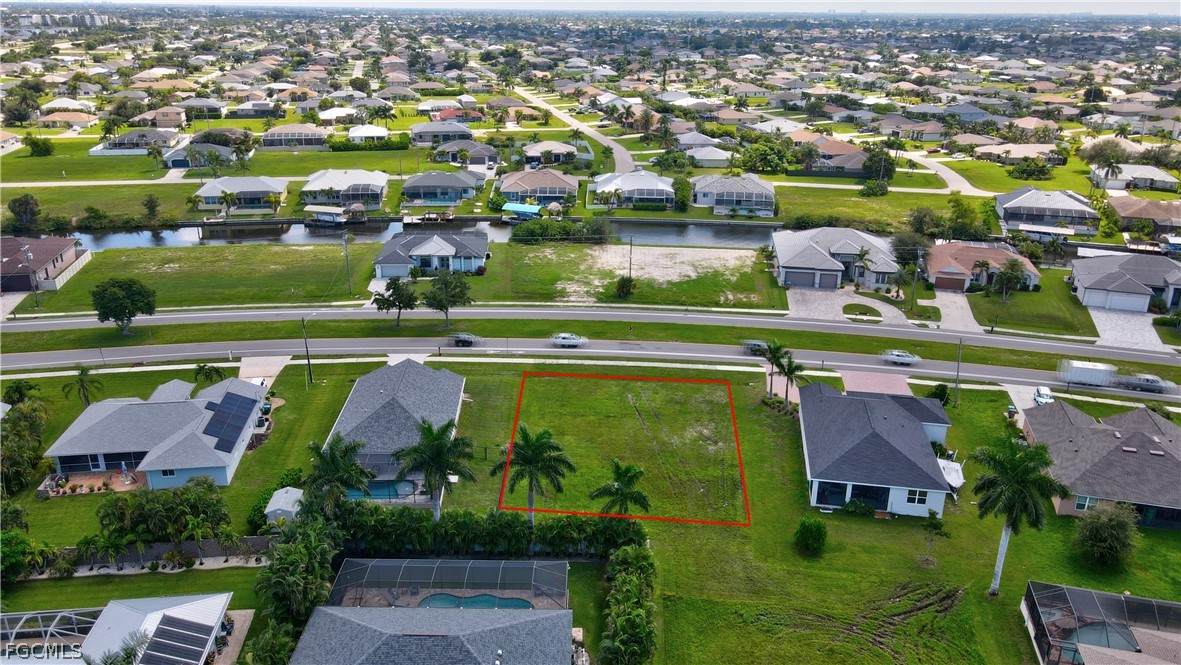 2536 Surfside Boulevard - Photo 1