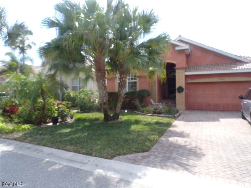 8701 Banyan Bay Boulevard - Photo 1
