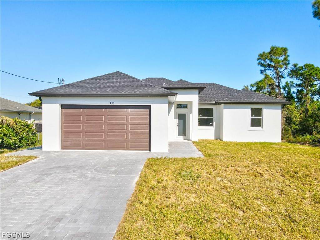 1109 Cumming Street - Photo 1