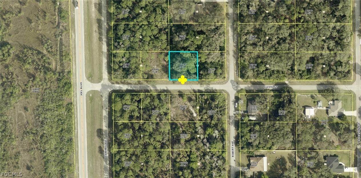 2405 19th Street - Photo 1