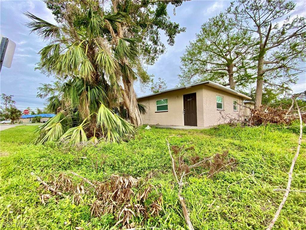 1534 Oak Drive - Photo 1