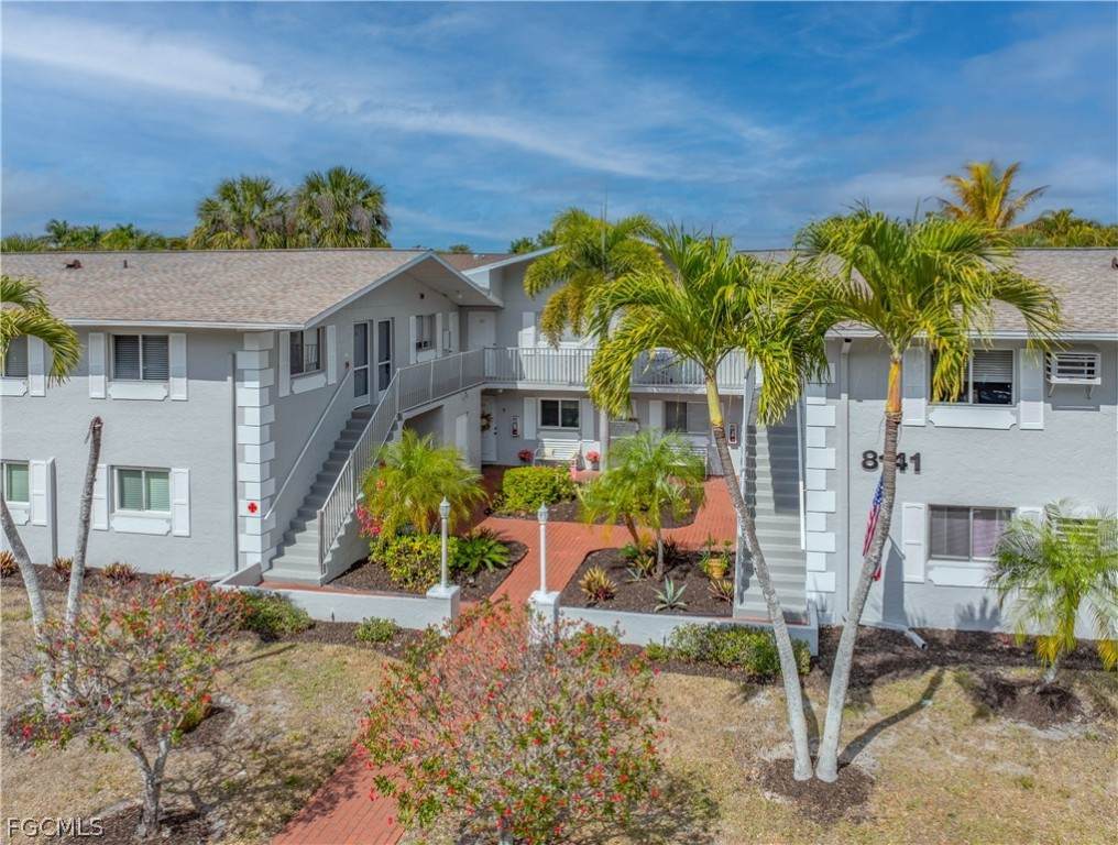 8141 Country Road - Photo 1