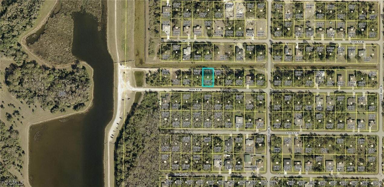 3310 38th Street - Photo 1