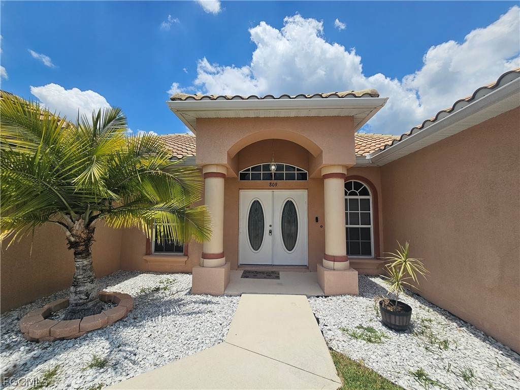809 Lincoln Avenue - Photo 1
