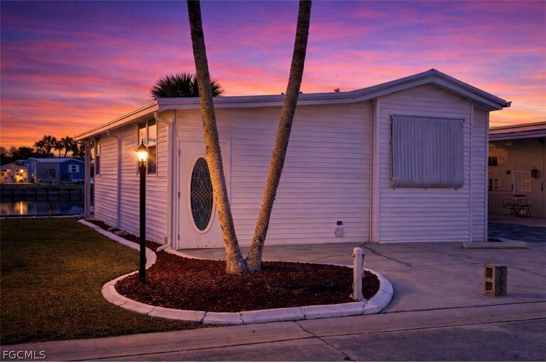 565 Cattleya Refuge - Photo 1