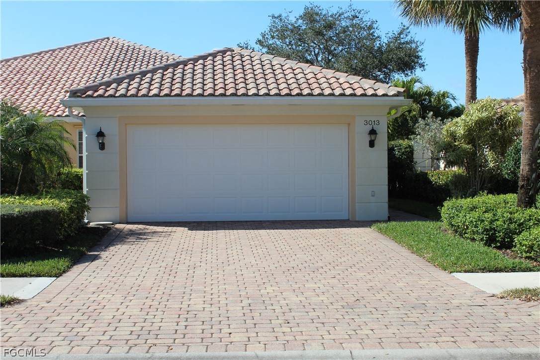 3013 Futuna Lane - Photo 1