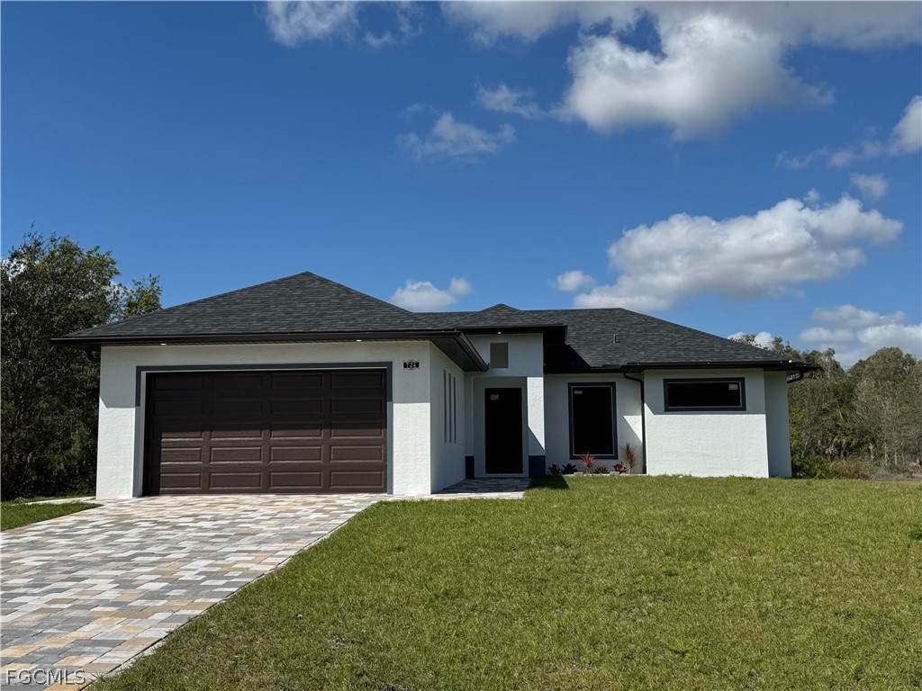 724 Kari Circle - Photo 1