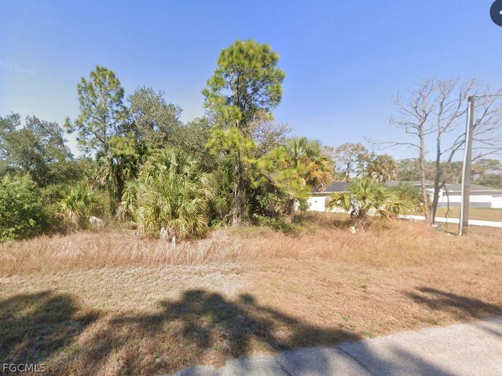 108 Pixie Avenue - Photo 1