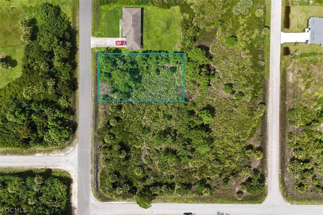 3204 51st Street - Photo 1