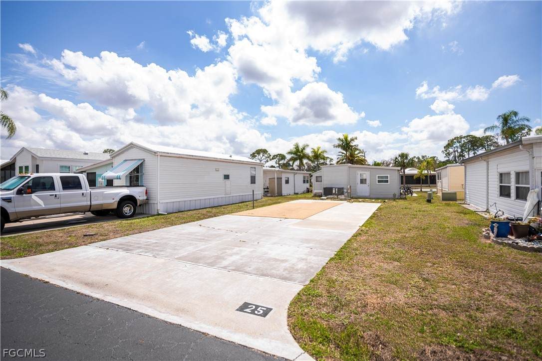 25 La Fonda Lane - Photo 1