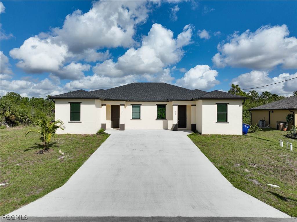 714 12th Street - Photo 1