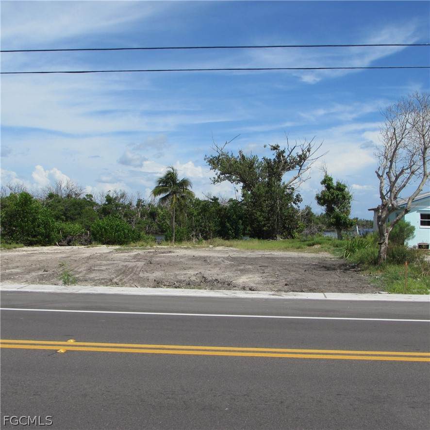 4195 Pine Island Road - Photo 1