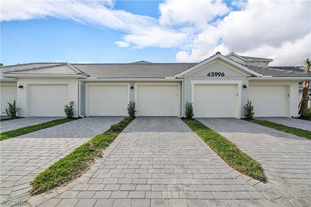 43996 Boardwalk Loop - Photo 1