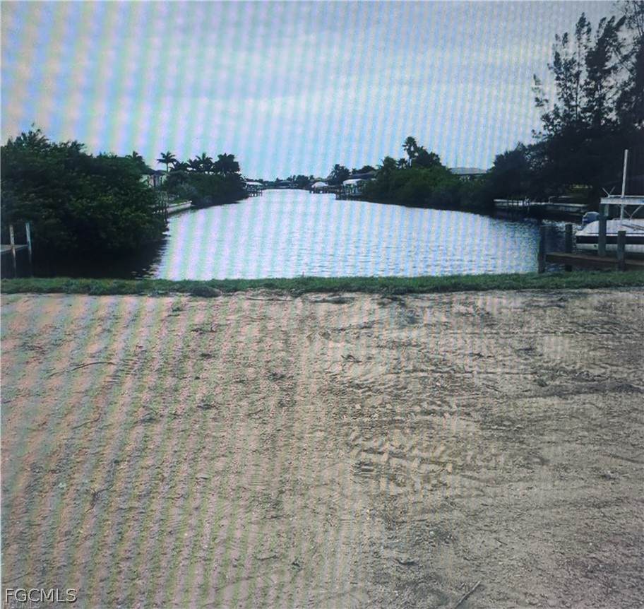 3604 Yucatan Parkway - Photo 1