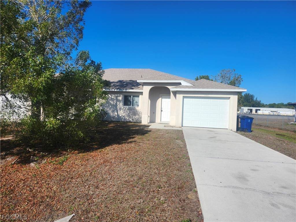 2519 Park Road - Photo 1