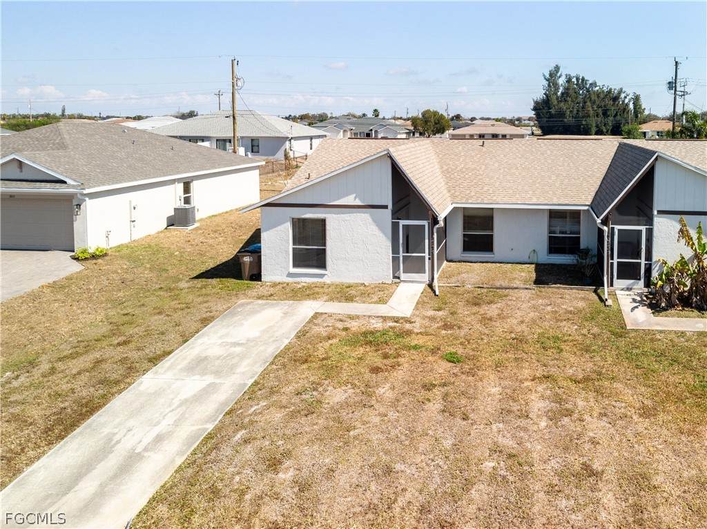 1733 7th Place - Photo 1